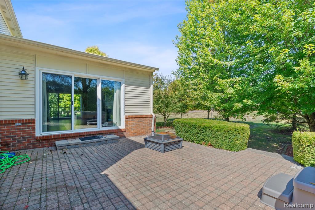 4360 Carriage Hill Court, Oakland, MI 48306 — Photo 50