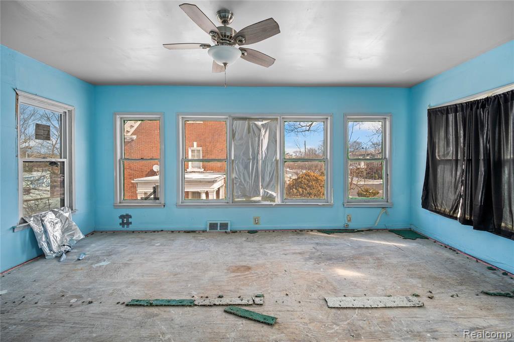 628 Taylor Street, Detroit, MI 48202 — Photo 19