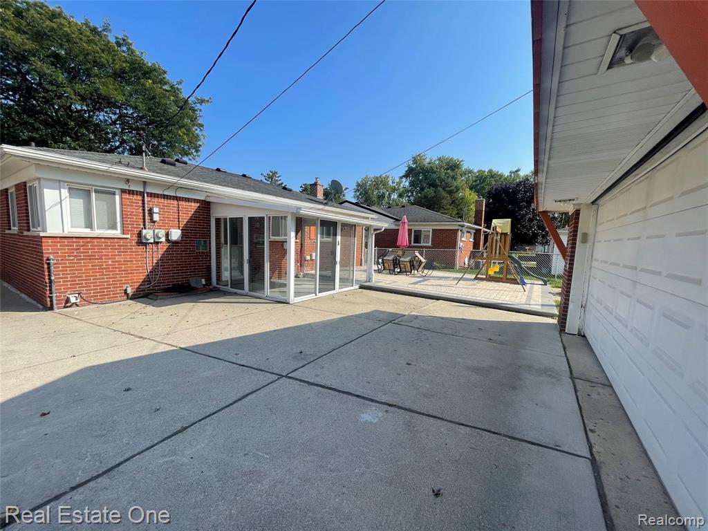 8232 Bailey Street, Taylor, MI 48180 — Photo 22