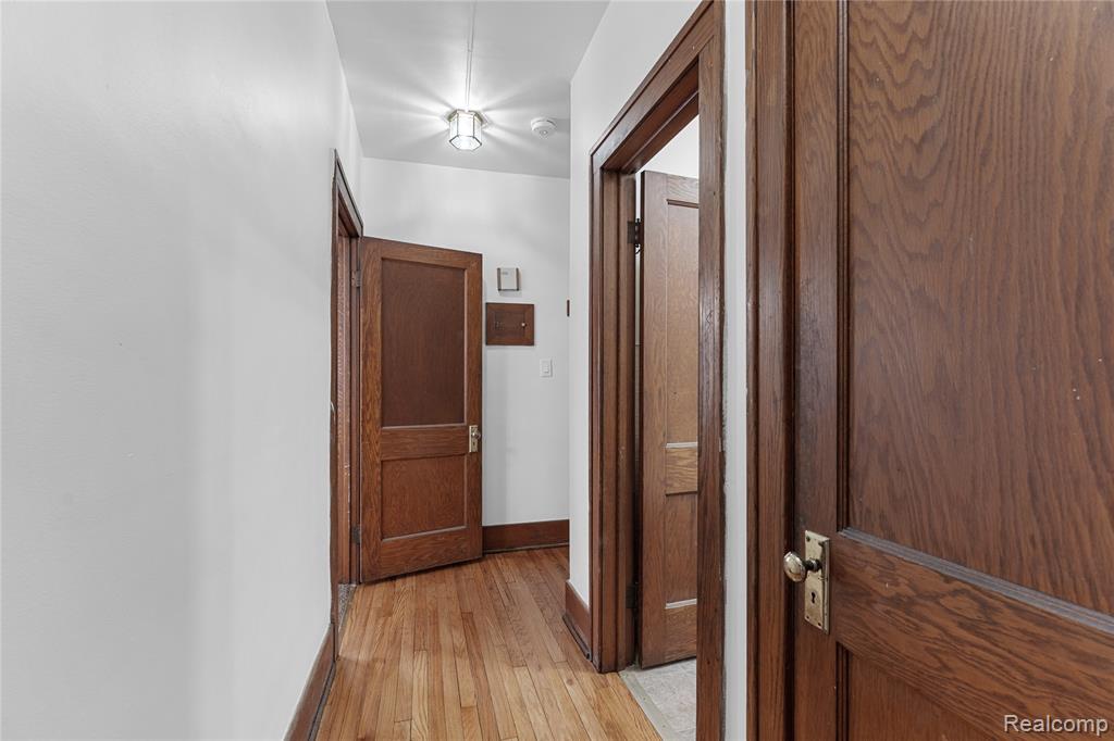 444 Orange Street, Wyandotte, MI 48192 — Photo 2
