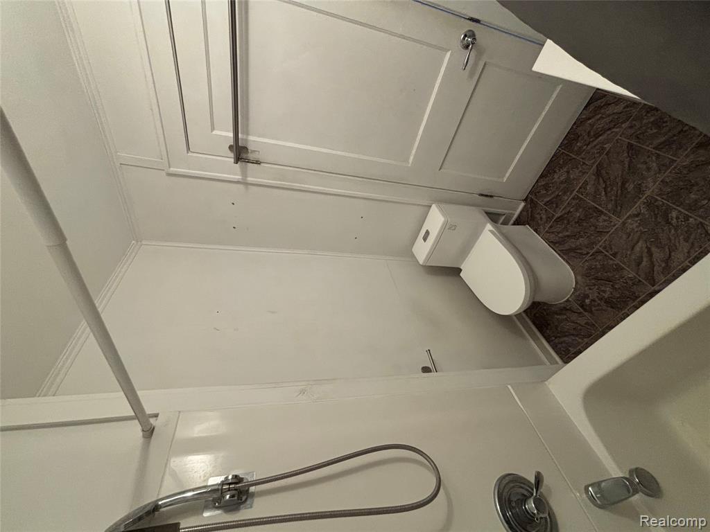 9047 Davison Road, Davison, MI 48423 — Photo 9