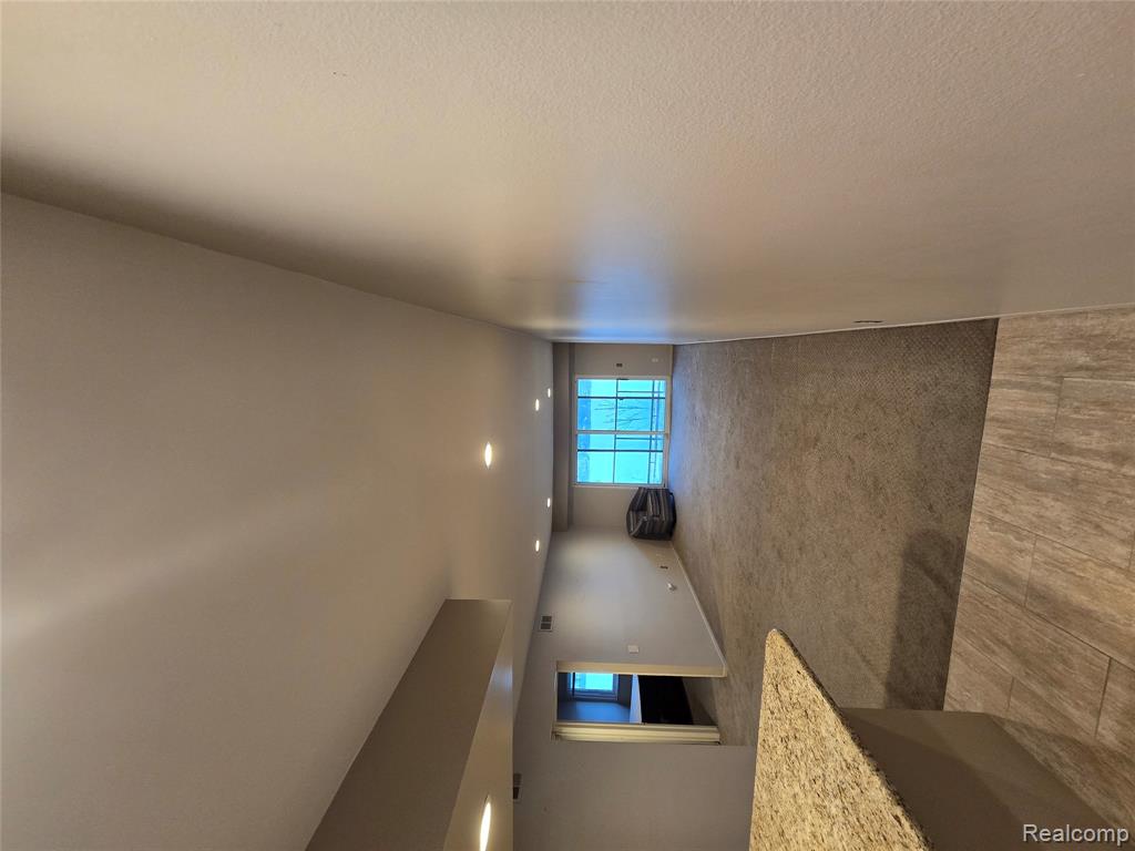 1932 Klingensmith Road, 56 B, Bloomfield Hills, MI 48302 — Photo 5
