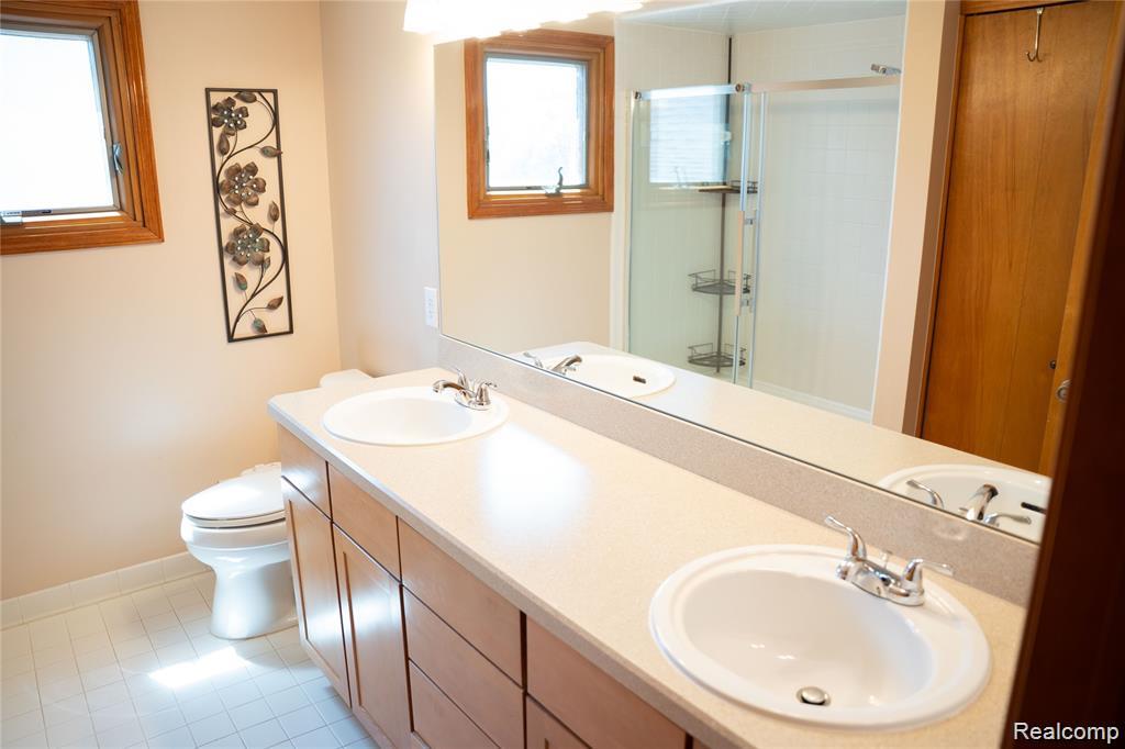 6651 Arlington Drive, West Bloomfield, MI — Photo 50