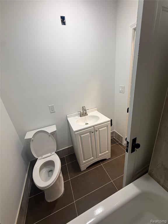 6819 Middlepointe Street, Dearborn, MI 48126 — Photo 8
