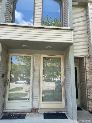 42715 LILLEY POINTE Drive, Canton, MI 48187 — Photo 3