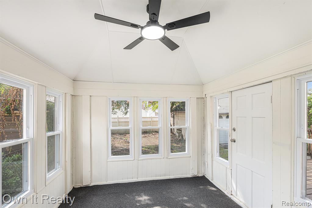 8555 Sorrento Street, Detroit, MI 48228 — Photo 14