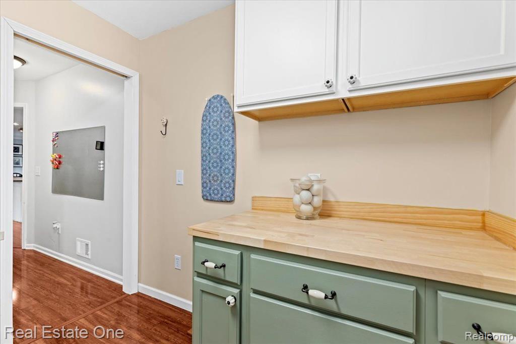 805 WOODLEIGH Way, Oxford, MI 48371 — Photo 31
