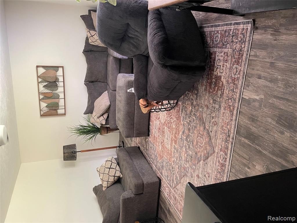 4537 Morgan Drive, Columbiaville, MI 48421 — Photo 8