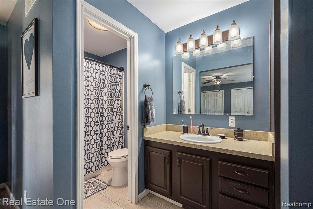 1074 Deer Valley Valley, Manchester, MI 48158 — Photo 14
