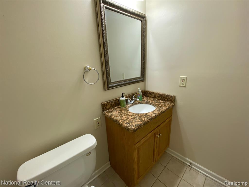 22533 CRANBROOKE Drive, Novi, MI — Photo 13
