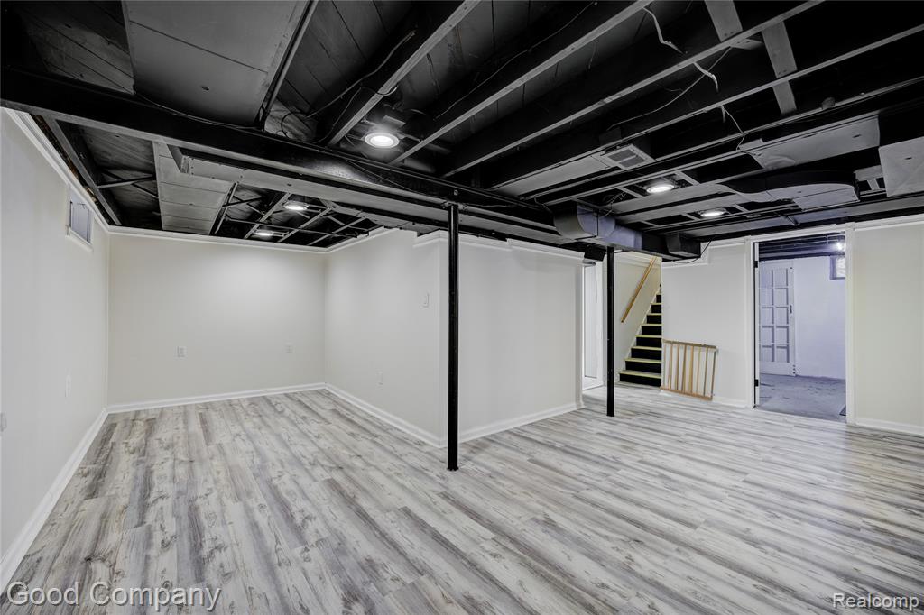 706 N Vermont Avenue, Royal Oak, MI 48067 — Photo 31