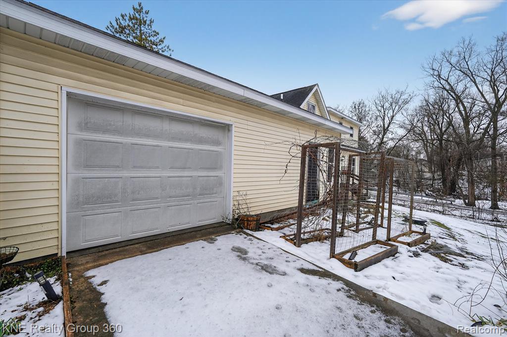 407 Center Street, Clio, MI 48420 — Photo 41