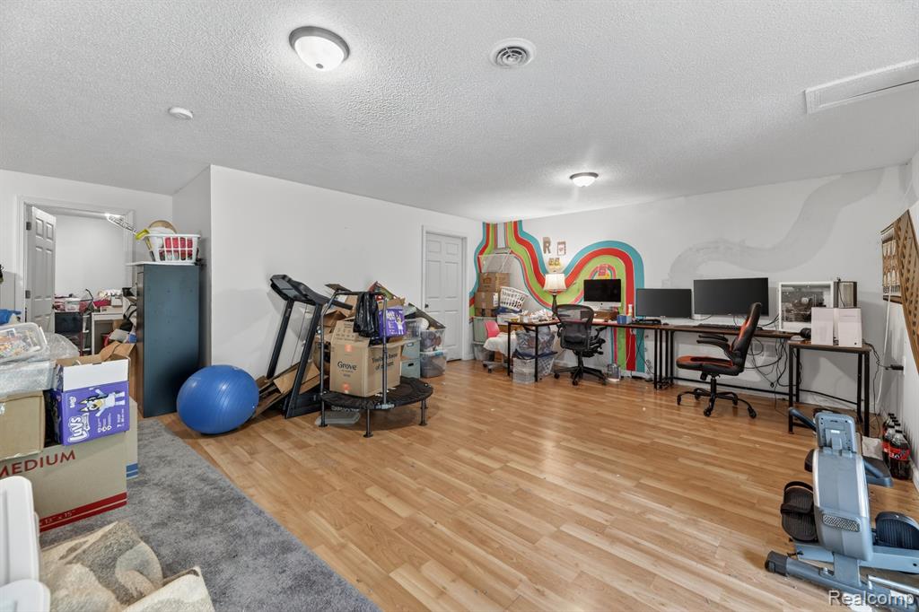 3845 Lake Lapeer Drive, Metamora, MI 48455 — Photo 38