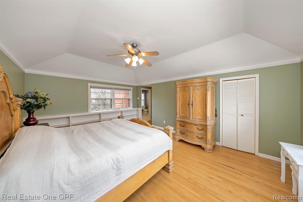 6 ELMSLEIGH Lane, Grosse Pointe, MI 48230 — Photo 23