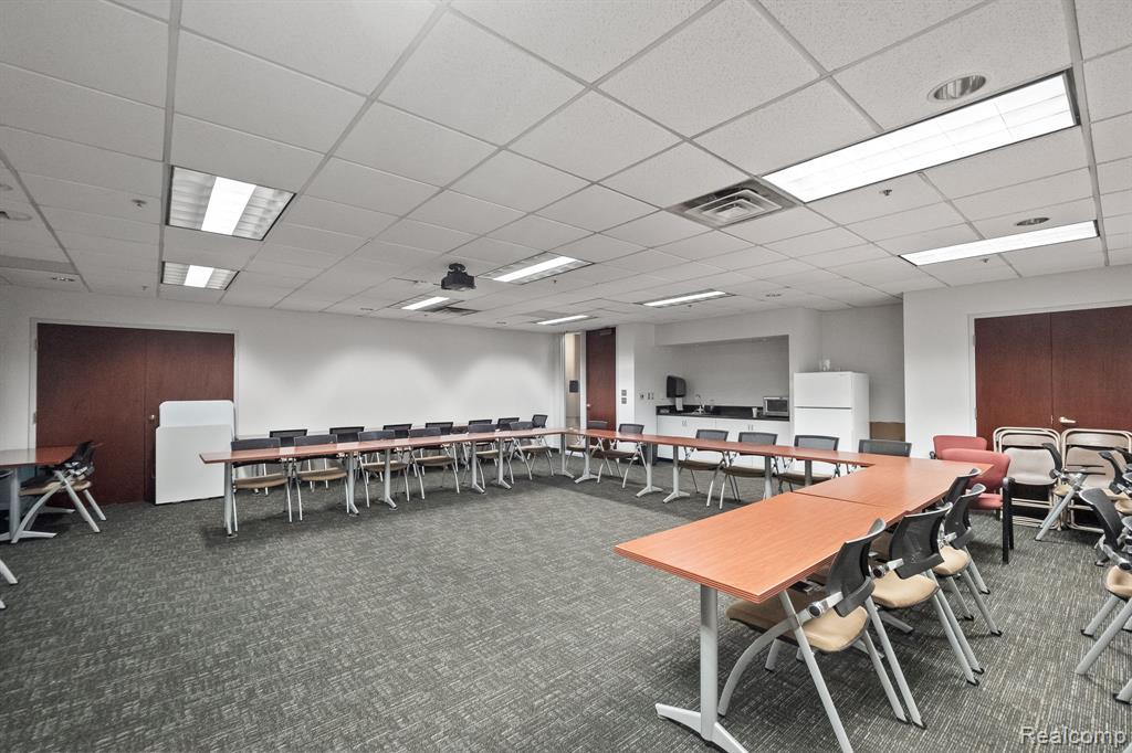 1155 Brewery Park Blvd, Detroit, MI 48207 — Photo 44