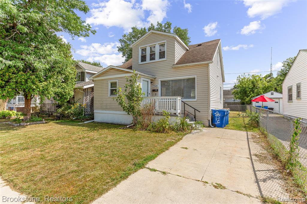 7524 Toepfer Road, Warren, MI 48091 — front exterior