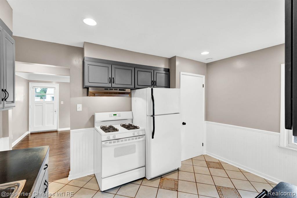 4271 PRAIRIE Avenue, Berkley, MI 48072 — Photo 10