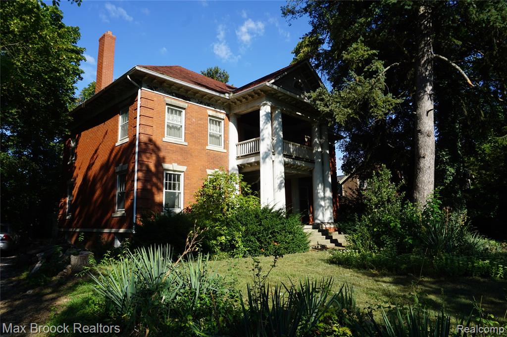 23750 E River Road, Grosse Ile, MI, 48138