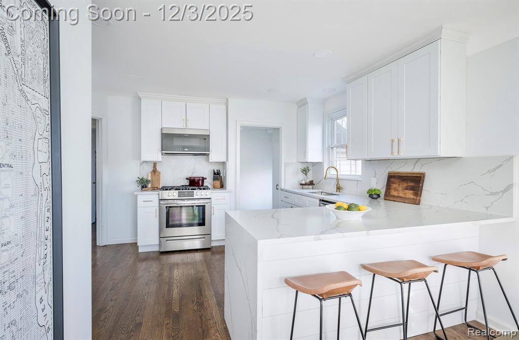 4218 Normandy Road, Royal Oak, MI 48073 — Photo 4