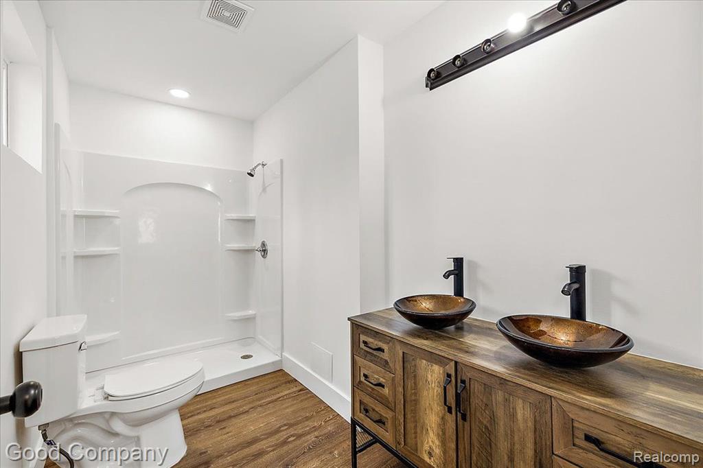 494 BLOOMFIELD Avenue, Pontiac, MI 48341 — Photo 20