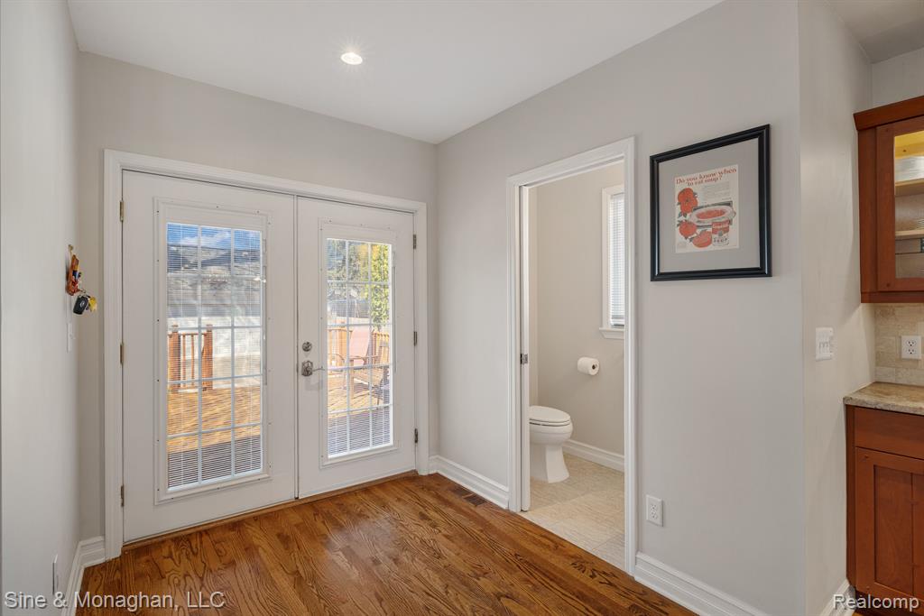 797 WASHINGTON Road, Grosse Pointe, MI 48230 — Photo 15