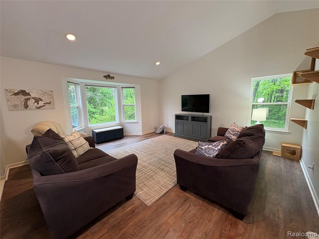 860 N Sashabaw Road, Ortonville, MI 48462 — Photo 2