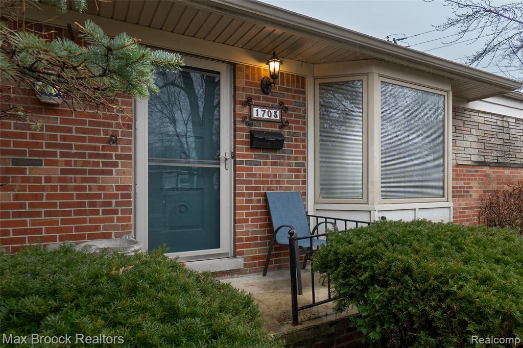 1703 Browning Avenue, Madison Heights, MI 48071 — Photo 2