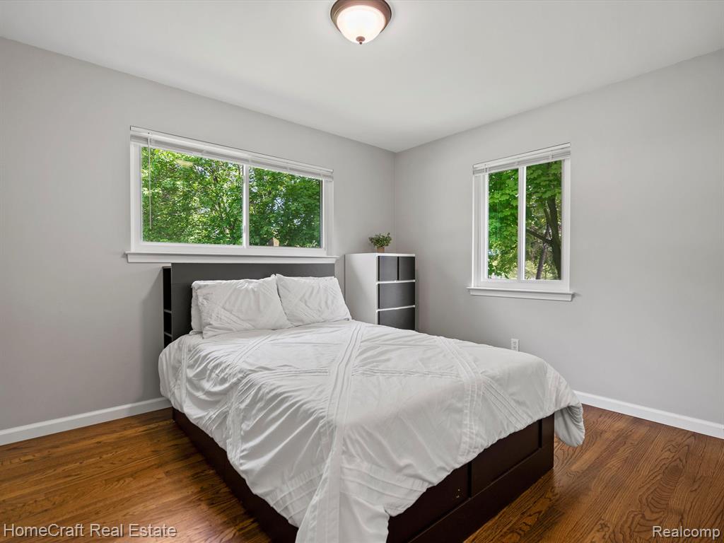 523 W BROOKS Street, Howell, MI 48843 — Photo 15