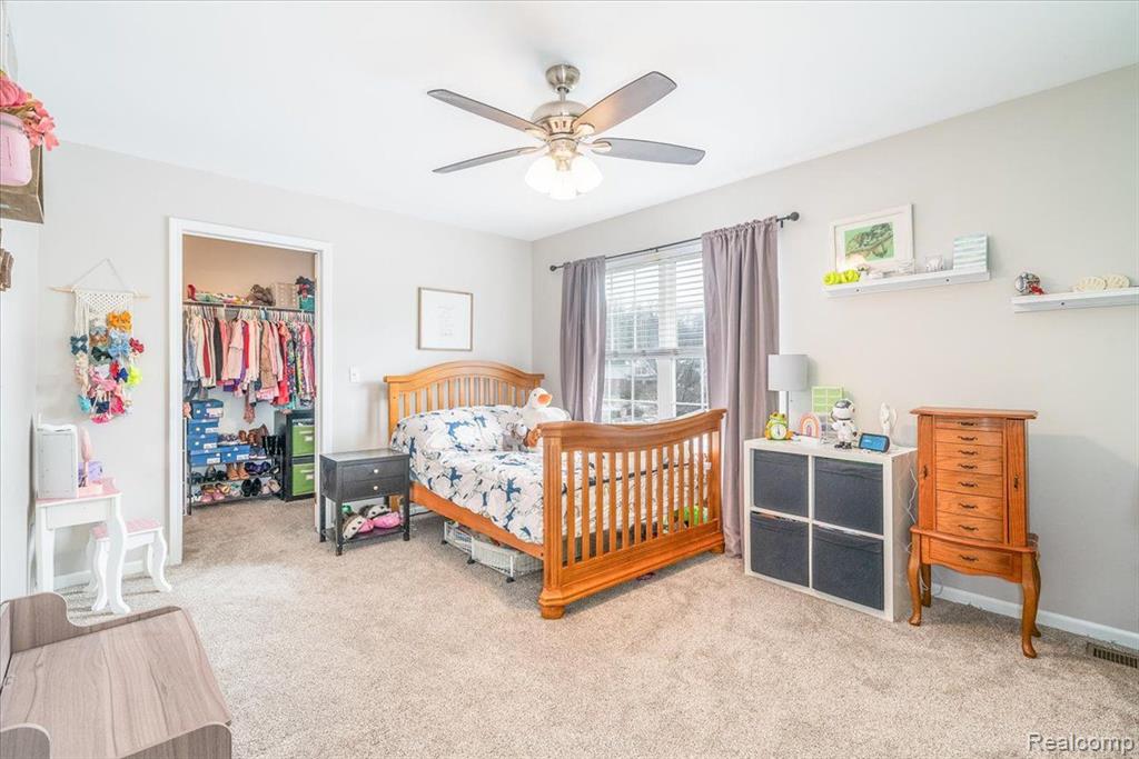 42936 N CUMBERLAND Drive, Belleville, MI 48111 — Photo 18