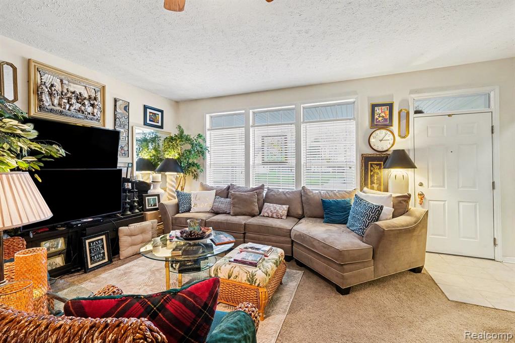 562 Williams Street, Flint, MI 48503 — Photo 8