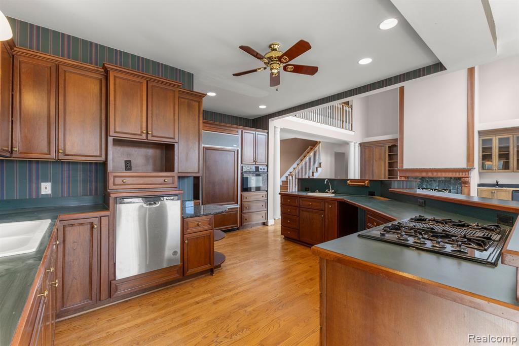 6555 WARREN Road, Ann Arbor, MI 48105 — Photo 27