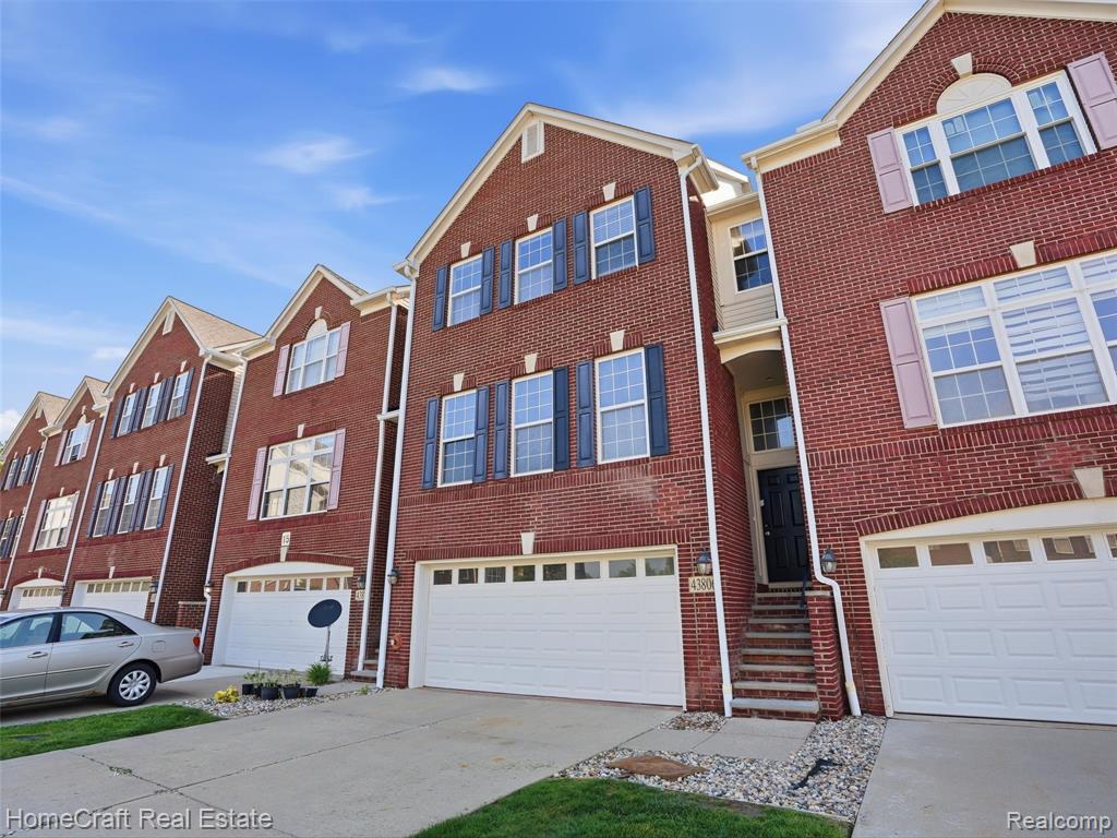 43806 CHERRY GROVE Court E, Canton, MI 48188 — Photo 2