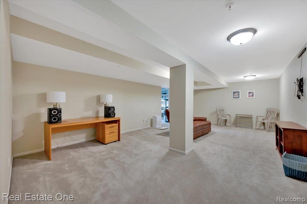 15201 ADRI Circle, Walled Lake, MI 48390 — Photo 23