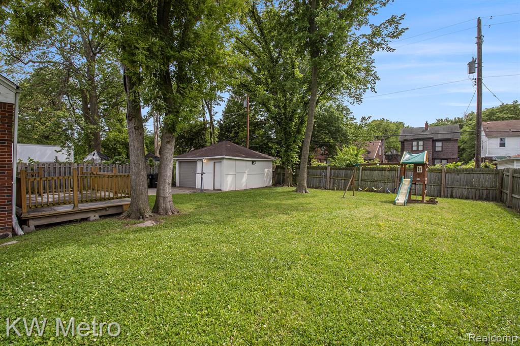 9211 Devonshire Road, Detroit, MI 48224 — Photo 23