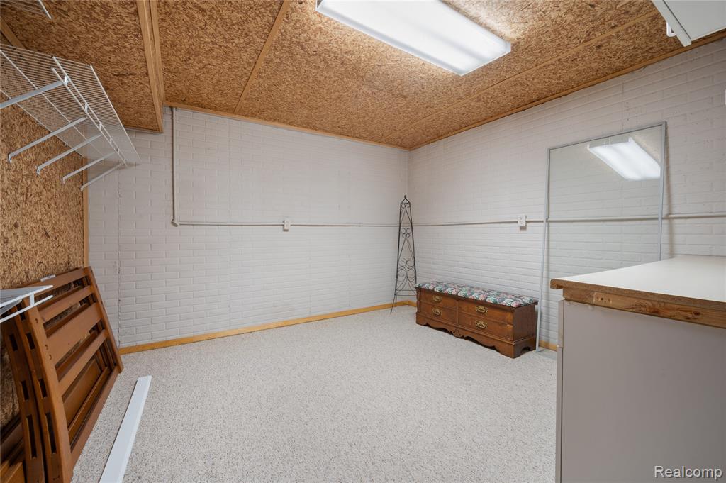 2460 Fenton Creek Lane, Fenton, MI 48430 — Photo 40