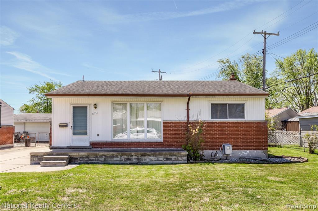 822 Bernie Lane, Madison Heights, MI 48071 — front exterior