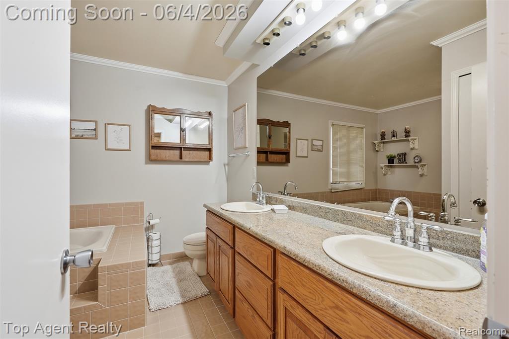 46519 Donahue Avenue, Macomb, MI 48044 — Photo 14