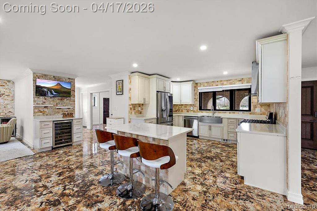 34765 Northland Drive, Livonia, MI, 48152