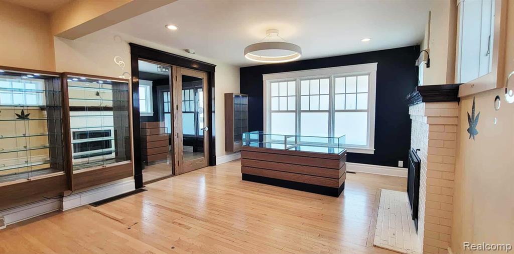811 N Main Street - Photo 5