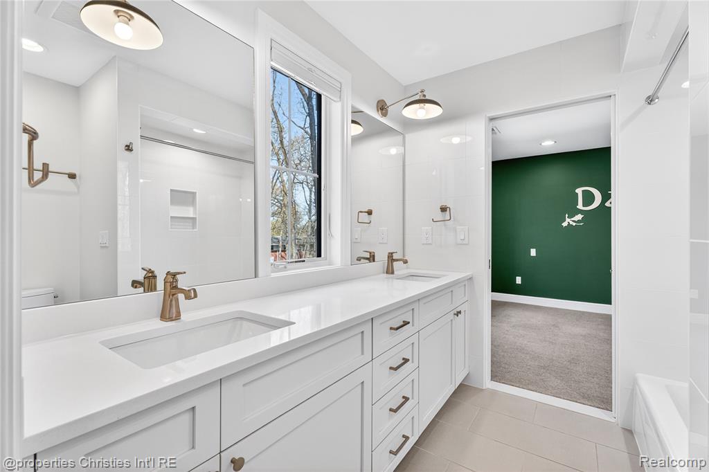 4375 Derry Road, Bloomfield Hills, MI 48302 — Photo 37