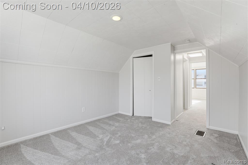 20201 Lancaster Street, Harper Woods, MI 48225 — Photo 24