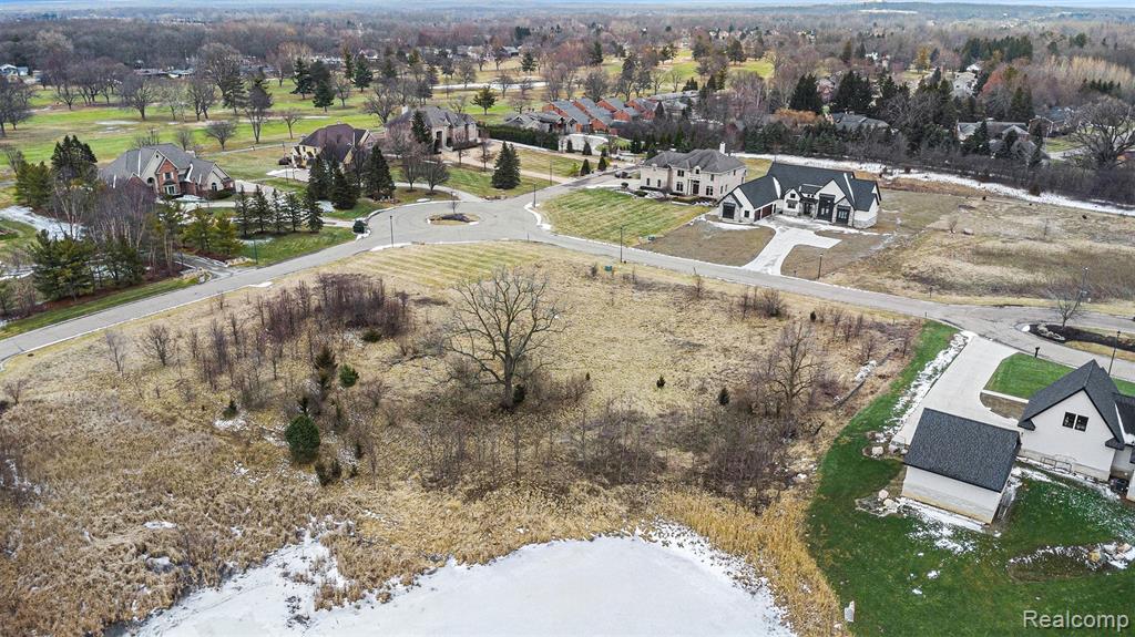 unit 20 Fairway Trail, Grand Blanc, MI 48439 — Photo 9