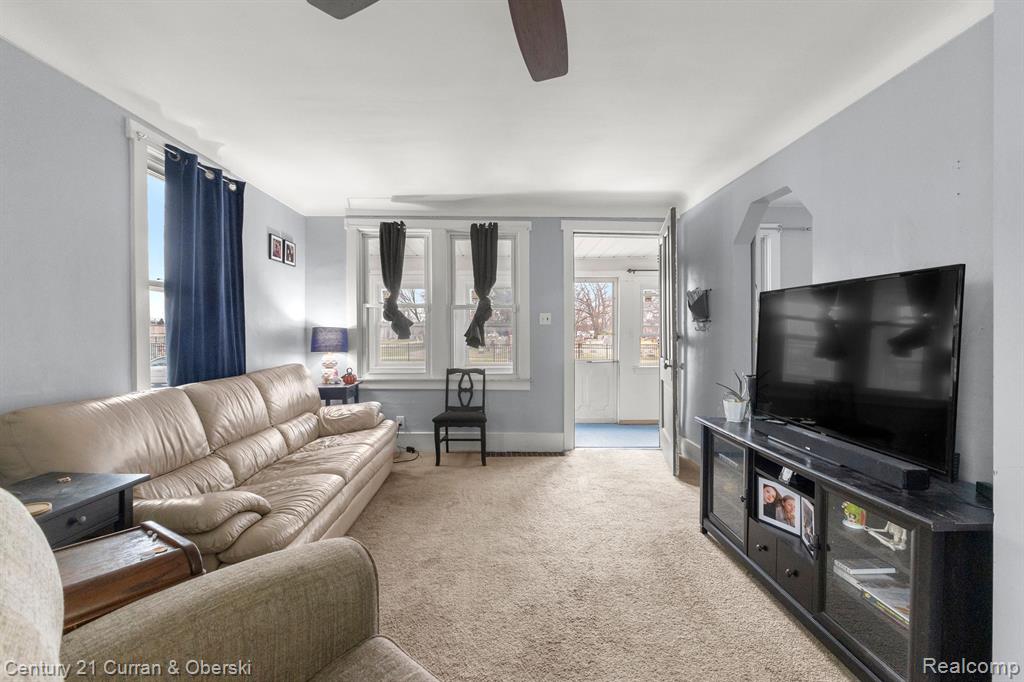 736 FORD Avenue, Wyandotte, MI 48192 — Photo 3