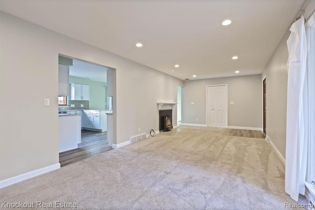 9120 S RONRICK Place, Frankenmuth, MI 48734 — Photo 10