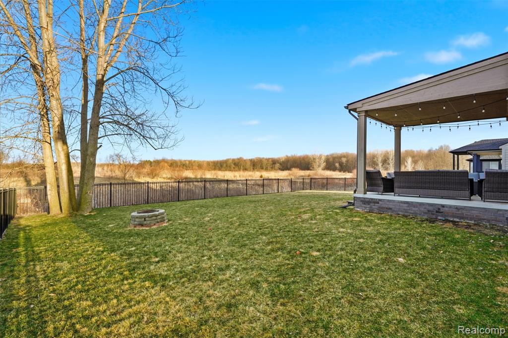 56496 Leeds Lane, Macomb, MI 48042 — Photo 40