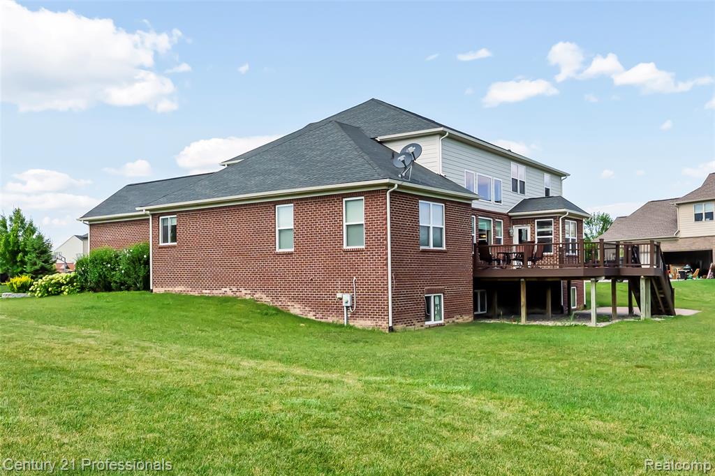 6776 Portsman Court, Canton, MI 48187 — Photo 5