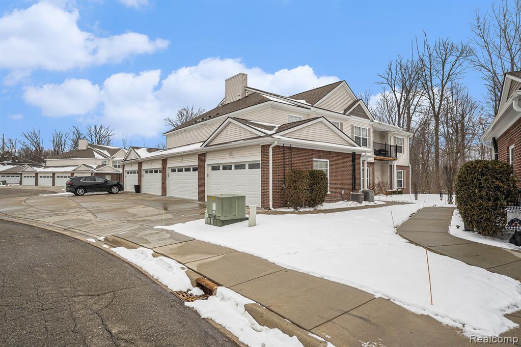 911 Watercress Lane, Fenton, MI 48430 — Photo 21