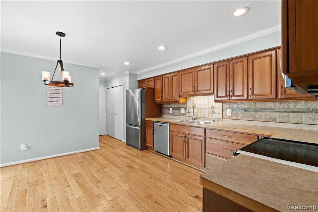 1737 S Hill Blvd Boulevard E, Bloomfield Hills, MI 48304 — Photo 13