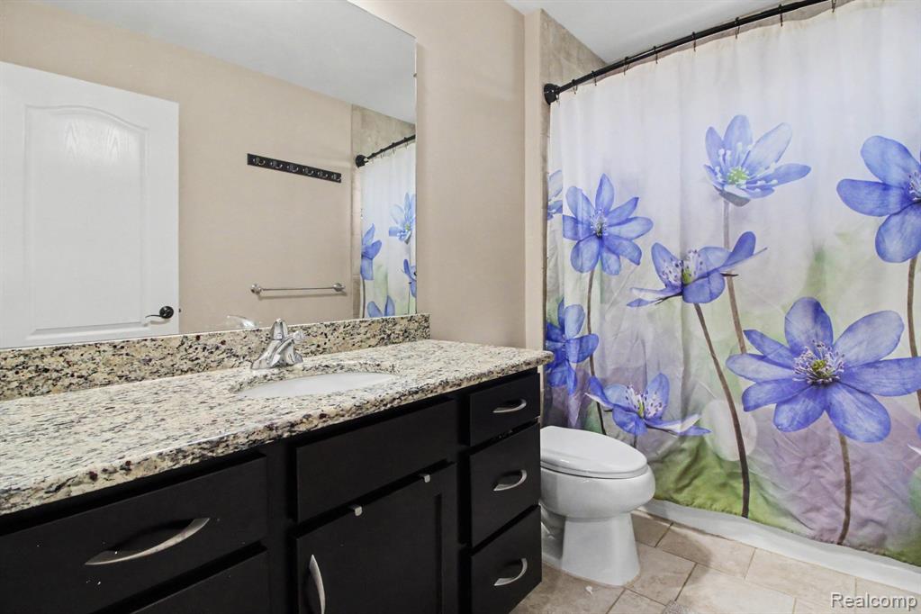 50371 LANGLEY Drive, Novi, MI — Photo 32