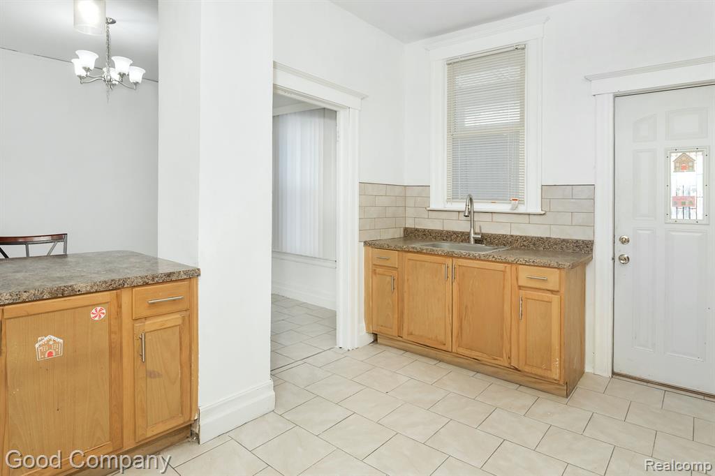 1044 N Rademacher Street, Detroit, MI 48209 — Photo 11